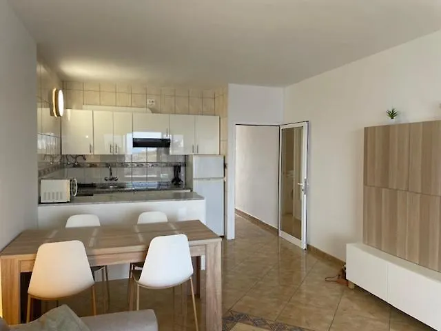 アパート El Ancla *